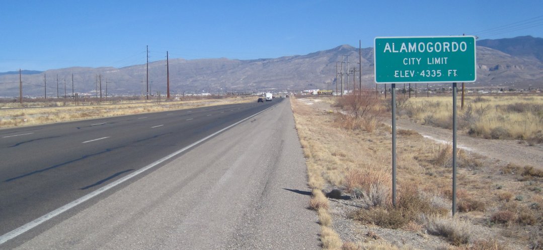 Alamogordo city limits sign